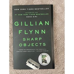 Sharp Objects Novel, paperback